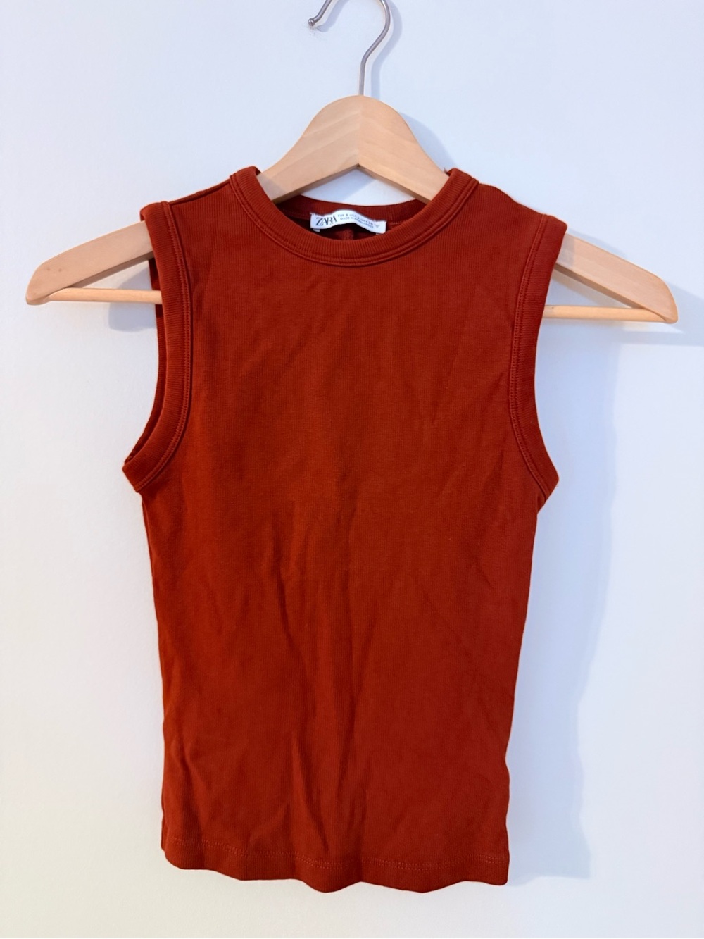 ZARA • Ribbed Sleeveless Tank - Deep Red